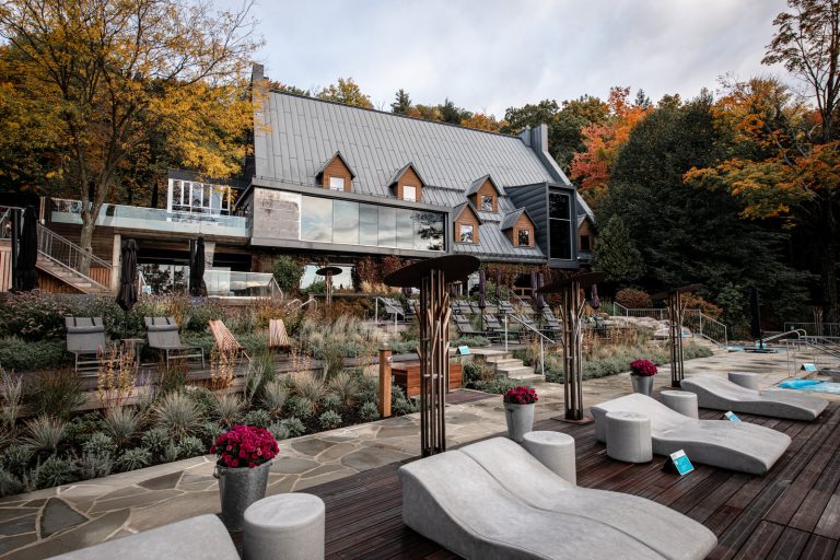 Photo architecturale extérieure de Balnéa Spa Bromont